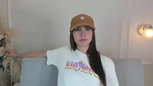 Snapshot of Celeste_99 chatting on 13, 3, 2025 Celeste 99 online show from 13, 3, 2025