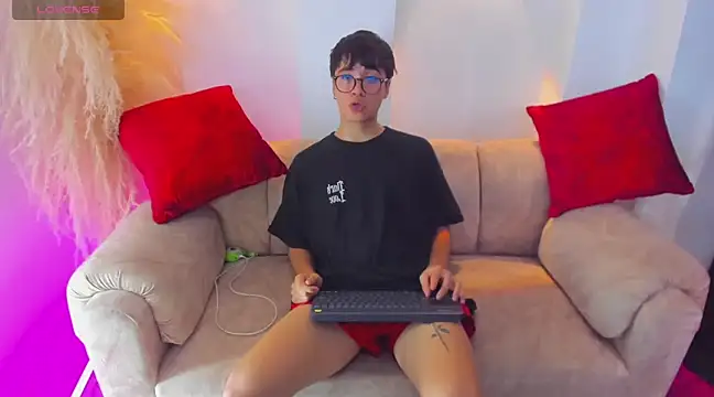 Snapshot of liam_orion chatting on 19, 3, 2025 liam orion online show from 19, 3, 2025