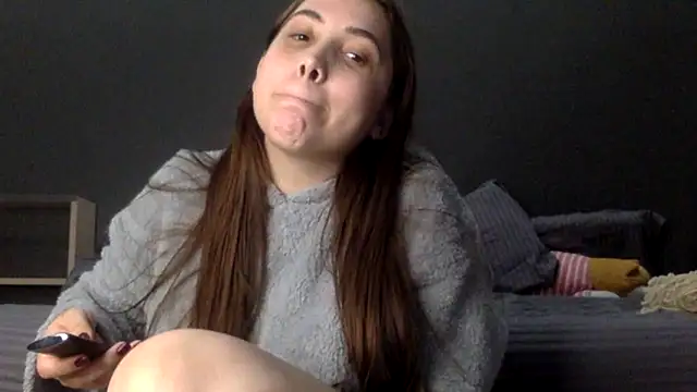 Snapshot of bysinka18 chatting on 14, 5, 2026 bysinka18 online show from 14, 5, 2026