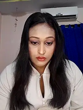 hotlovr online show from 1, 3, 2025