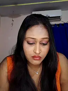 hotlovr online show from 1, 3, 2025