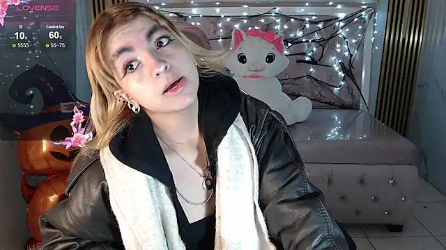 lili conor s online show from 21, 10, 2025