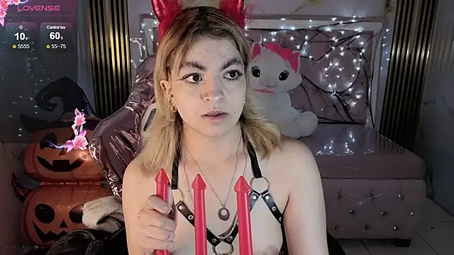 lili conor s online show from 27, 10, 2025