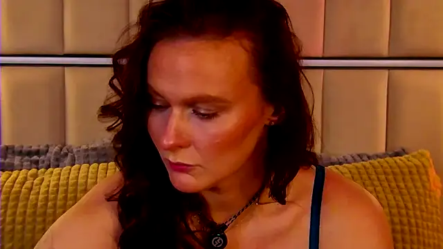 Snapshot of NatalyRose_ chatting on 30, 9, 2025 NatalyRose  online show from 30, 9, 2025