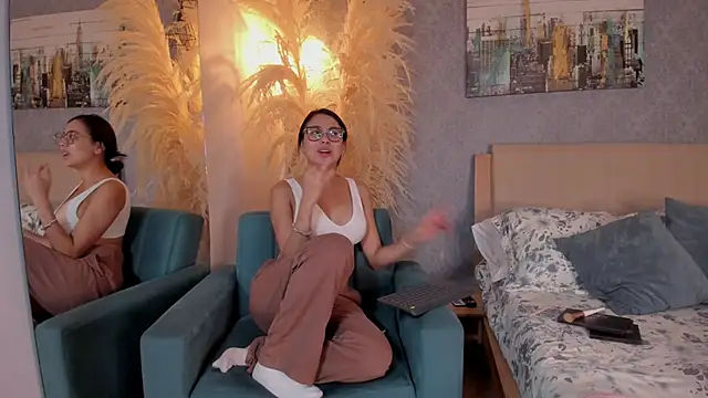 Lucia Brown  online show from 5, 3, 2026