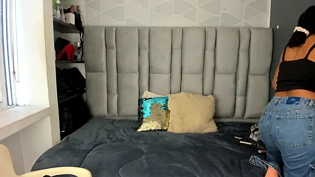 Snapshot of Natasha_rose__ chatting on 13, 12, 2025 Natasha rose online show from 13, 12, 2025