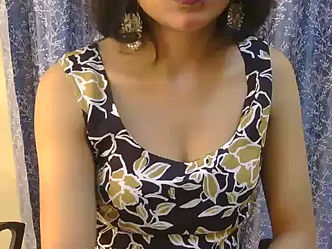 Cute Pihu01 online show from 1, 12, 2025