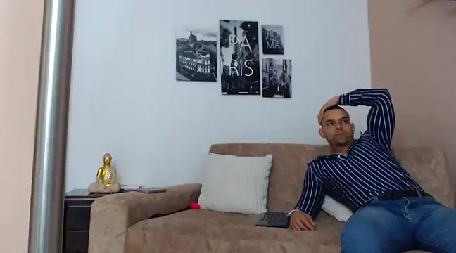 Snapshot of Bastiandelux chatting on 2, 3, 2025 Bastiandelux online show from 2, 3, 2025