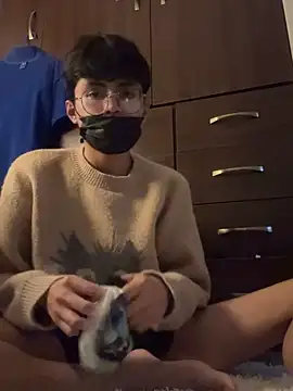 Snapshot of twinkperu18 chatting on 28, 10, 2025 twinkperu18 online show from 28, 10, 2025