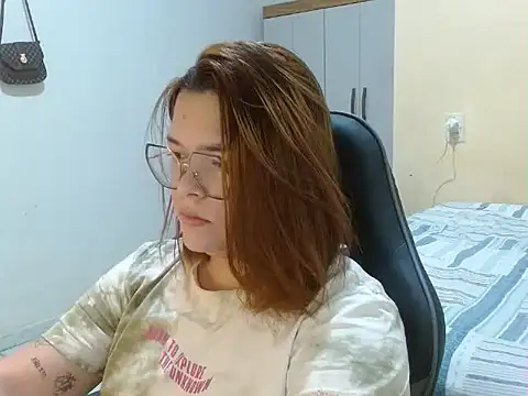 GoddessChaar online show from 3, 3, 2025