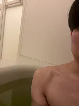 Snapshot of aoa131 chatting on 21, 2, 2025 aoa131 online show from 21, 2, 2025