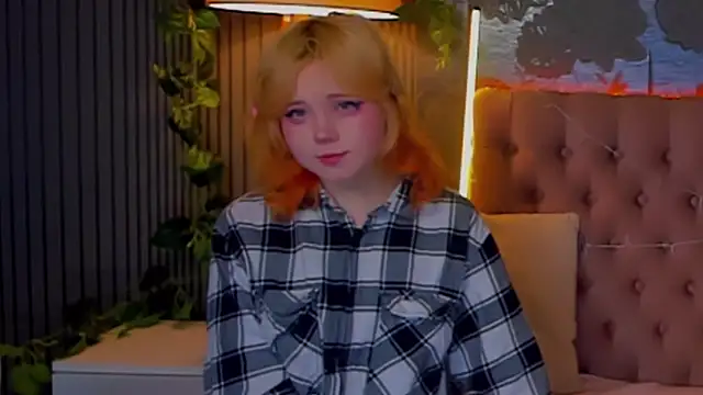 EmilyAngells online show from 5, 2, 2026