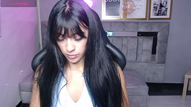 Snapshot of Isabella_Collen_v chatting on 10, 9, 2025 Isabella Collen v online show from 10, 9, 2025
