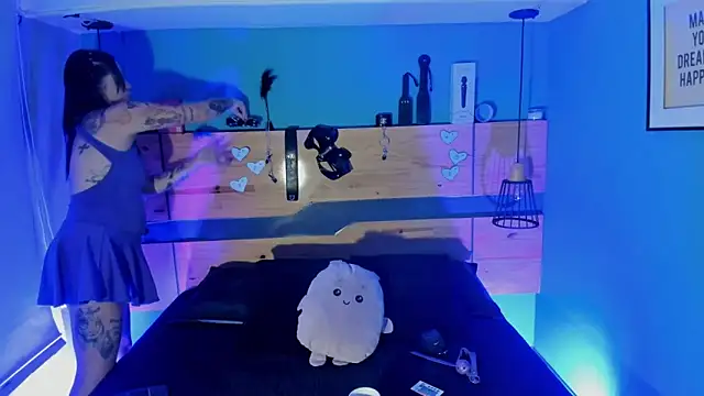 ChloeAllennn online show from 18, 2, 2026