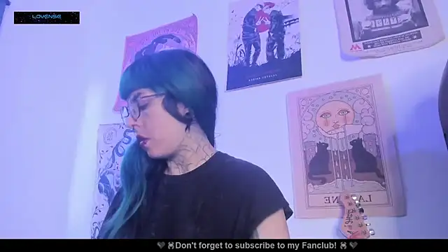 Hisato111 online show from 3, 11, 2025