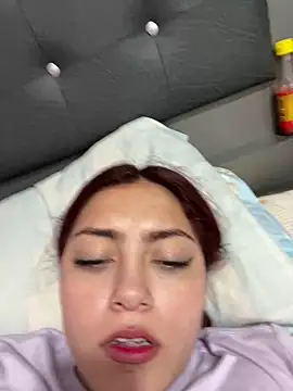 Snapshot of Annlynny chatting on 8, 3, 2025 Annlynny online show from 8, 3, 2025