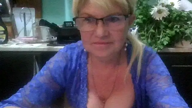 Snapshot of Heidi-Helga chatting on 23, 9, 2025 Heidi-Helga online show from 23, 9, 2025