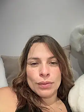 Snapshot of gynna_kimera chatting on 23, 10, 2025 gynna kimera online show from 23, 10, 2025