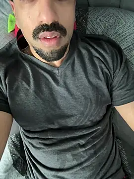 jojofloflo online show from 3, 3, 2025