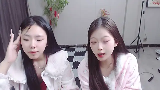 Snapshot of Facai55555 chatting on 25, 2, 2025 Facai55555 online show from 25, 2, 2025