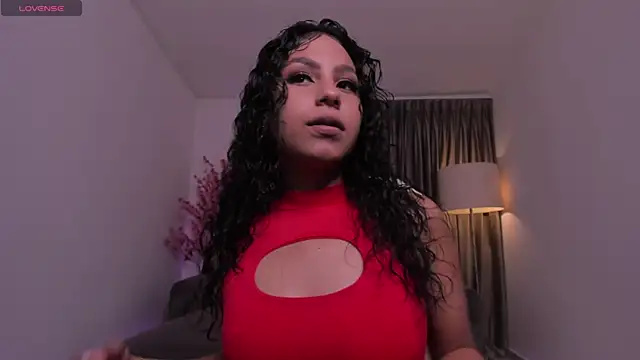 hannah thomson  online show from 26, 11, 2025