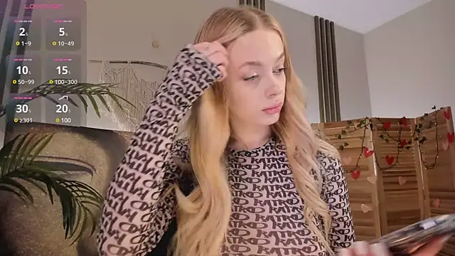 may shy  online show from 24, 2, 2025