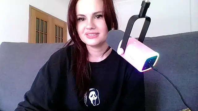 Della Ideal online show from 28, 2, 2025