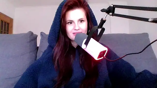 Della Ideal online show from 7, 3, 2025