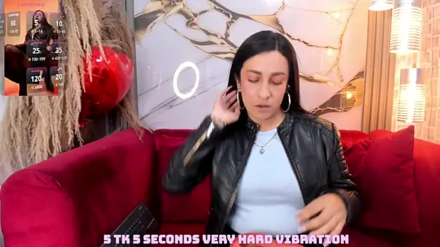 Bella williamss  online show from 20, 12, 2025