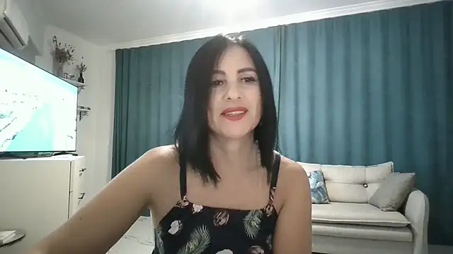 Rosa Angie online show from 4, 10, 2025
