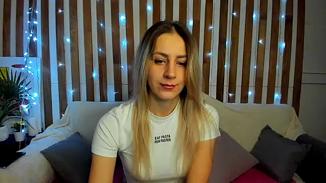 Ellen Ross online show from 2, 3, 2025