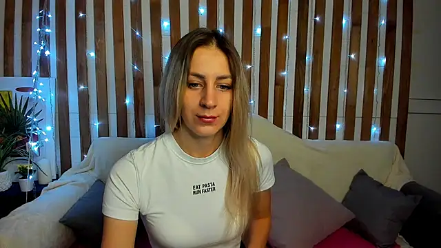Ellen Ross online show from 2, 3, 2025
