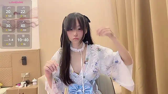 Snapshot of Xiaoxia-Baby chatting on 9, 3, 2025 Xiaoxia-Baby online show from 9, 3, 2025