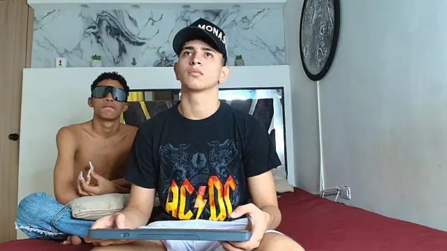 KING OFF BOYS online show from 28, 10, 2025