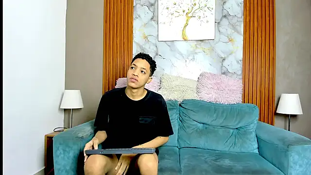 KING OFF BOYS online show from 23, 5, 2026