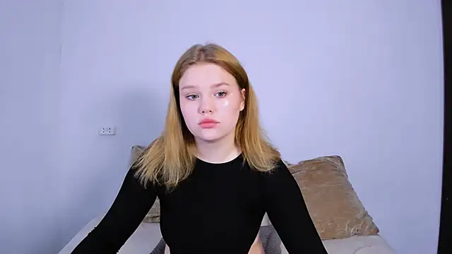 LaseyMoon online show from 21, 10, 2025