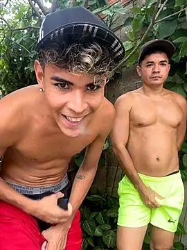 Snapshot of twinks_28 chatting on 29, 9, 2025 twinks 28 online show from 29, 9, 2025