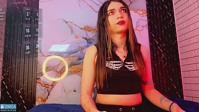 MaeveKuro online show from 18, 3, 2026