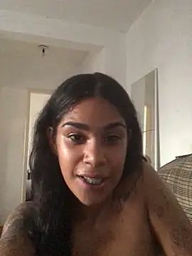 Snapshot of LollaReis021 chatting on 24, 2, 2025 LollaReis021 online show from 24, 2, 2025