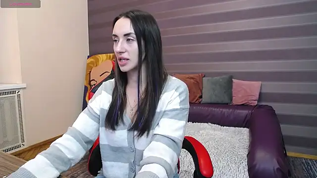 JenniferStone online show from 5, 3, 2025