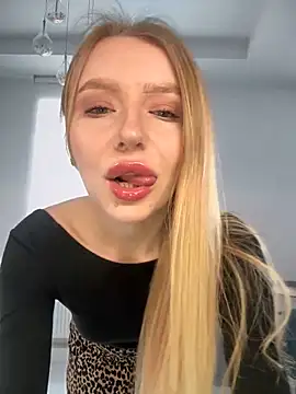 Snapshot of EvaBrooklyn chatting on 13, 3, 2025 EvaBrooklyn online show from 13, 3, 2025