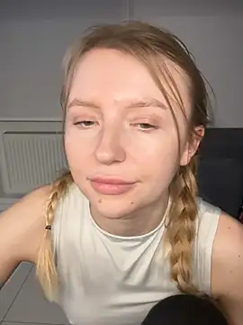 Snapshot of EvaBrooklyn chatting on 14, 3, 2025 EvaBrooklyn online show from 14, 3, 2025