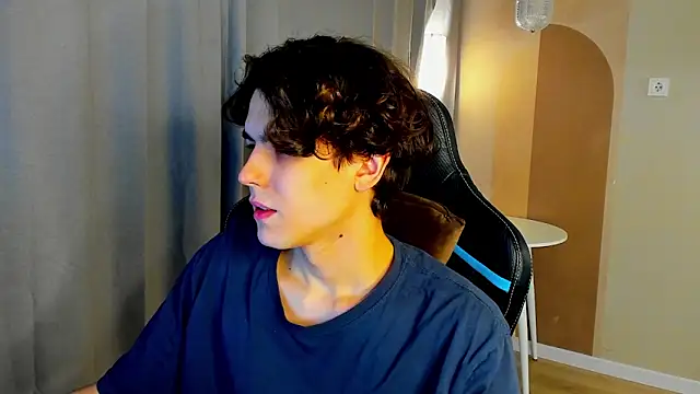 TravisRevas online show from 3, 3, 2026