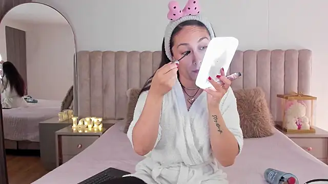 Sophie Restrepo online show from 20, 3, 2025