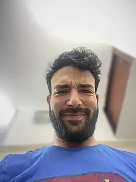 YJeromZCoxk online show from 11, 3, 2025