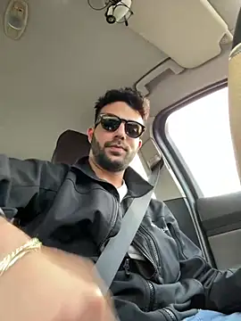 YJeromZCoxk online show from 18, 3, 2025