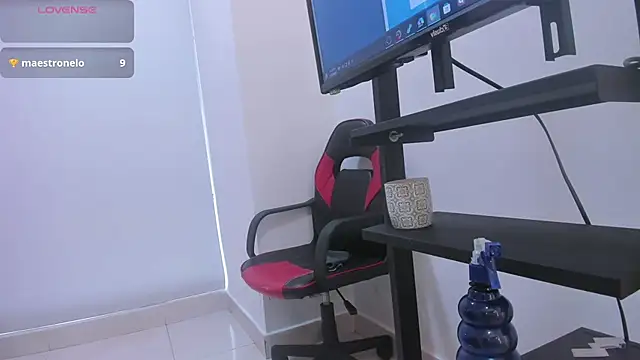 Bonniie 22 online show from 20, 3, 2025