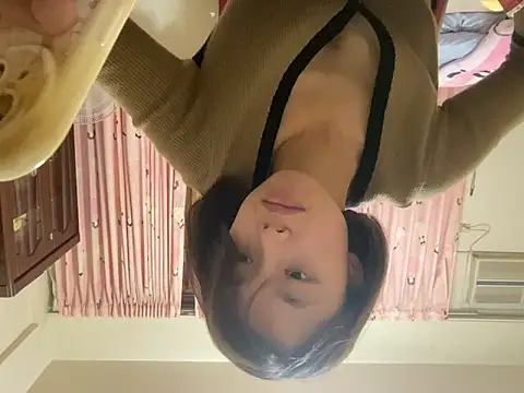 ladypaggy online show from 20, 3, 2025