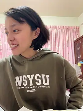 ladypaggy online show from 10, 3, 2026