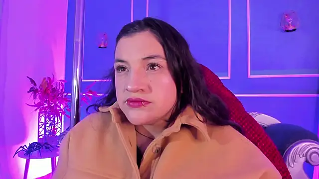 Snapshot of TaraTaylorr chatting on 6, 2, 2026 TaraTaylorr online show from 6, 2, 2026